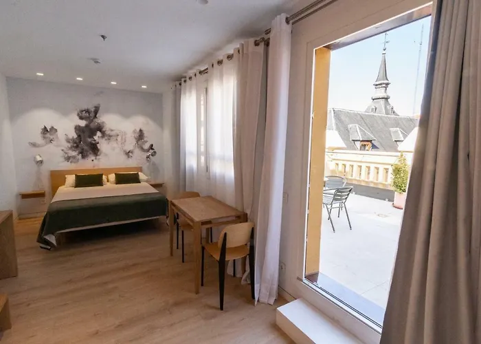 Plaza Mayor Suites & Apartments
